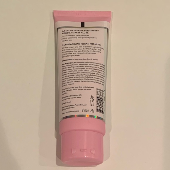 Refreshments Cleansing Facial Wipes and Citrus Spritz  Hand Cream - Picture 5 of 5